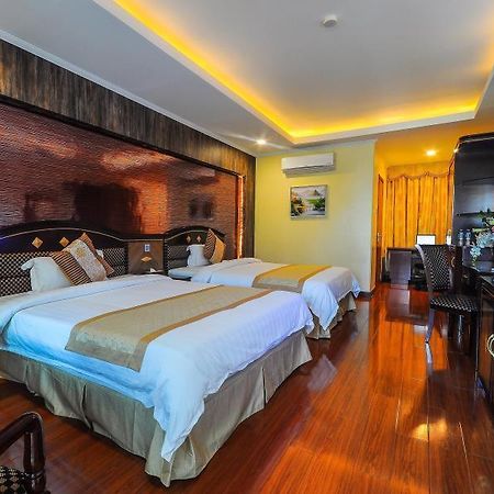 Interpark Hotel Subic Bay Eksteriør billede